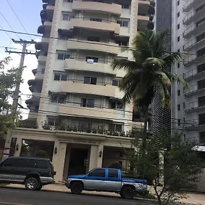 Torre Katherine Marie Ii Apartamento